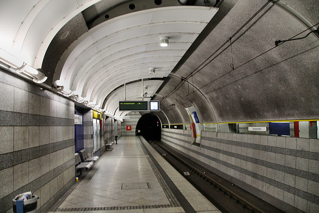 U-Bahn-Haltestelle "Saarlandstraße" (Dortmund-Innenstadt-West) / 8.11.2020