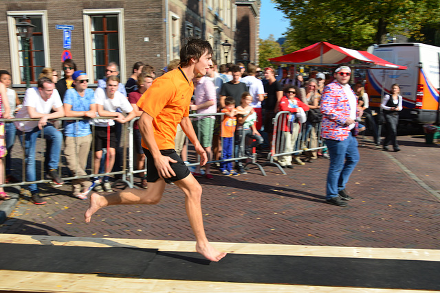 Leidens Ontzet 2014 – Fierljeppen – Run-up