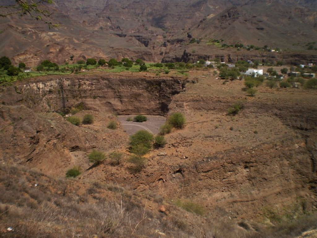 Winding canyon.