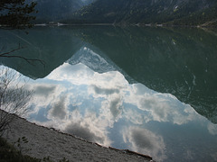 06 - Spiegelungen 06 - Spiegelungen