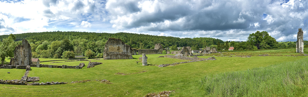 Kirkham Priory Tour (8 x Pips)