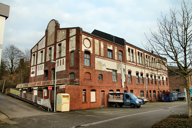 Erhaltenes Verwaltungs- und Kauengebäude der ehem. Zeche Victoria (Essen-Byfang) / 10.01.2021