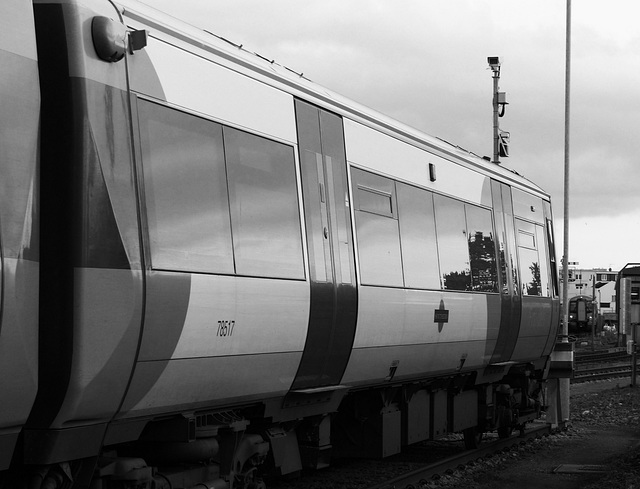 377117 at Littlehampton (Mono) - 10 January 2015