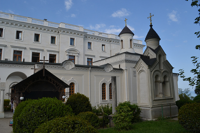 Ялта, Ливадийский дворец, Крестовоздвиженская церковь