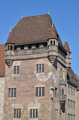 Nürnberg, Nassauer House with Sundial