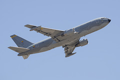 Fuerza Aérea Colombiana Boeing KC-767 FAC1202 "Jupiter"