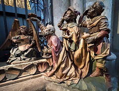 Zur Feier des Tages. Darstellung von Kaspar, Melchior und Balthasar am Dreikönigenschrein im Kölner Dom (PiP)