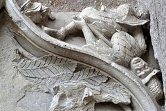 Détail de la sculpture - Château de Fougères-sur-Bièvre