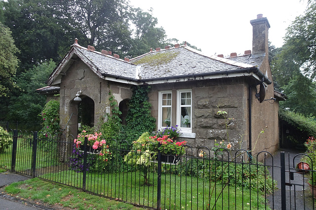 Balloch Park Gatehouse