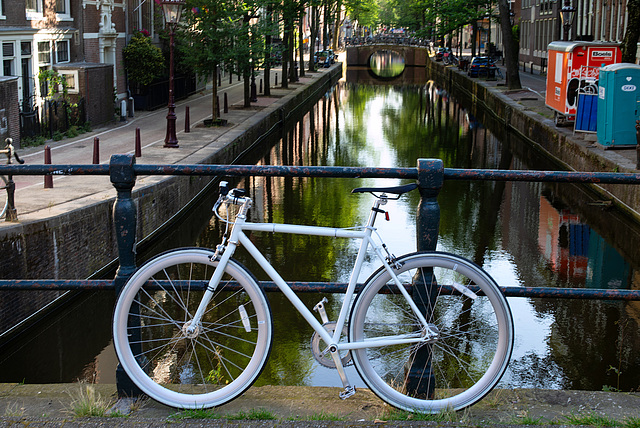 07:30 Uhr, da sind die Grachten noch touristenleer... - Amsterdam