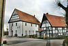Fachwerkhäuser an der Kirche St. Stephanus (Holzwickede-Opherdicke) / 25.12.2020