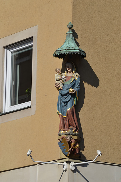 Nürnberg, Street Corner Statue