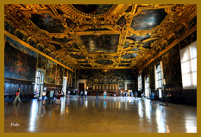 Palacio Ducal. Sala del Consejo Mayor. + 2 Notas