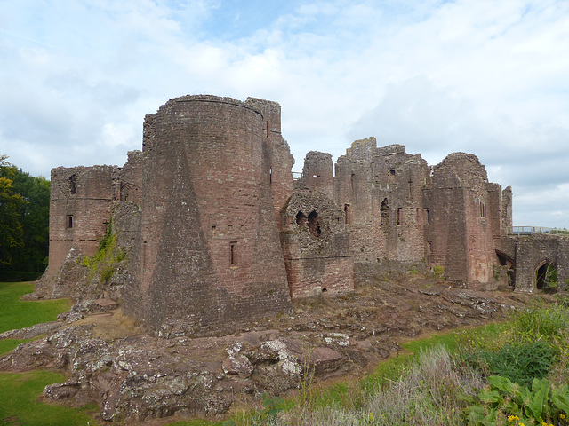 Goodrich Castle (7) - 18 September 2017