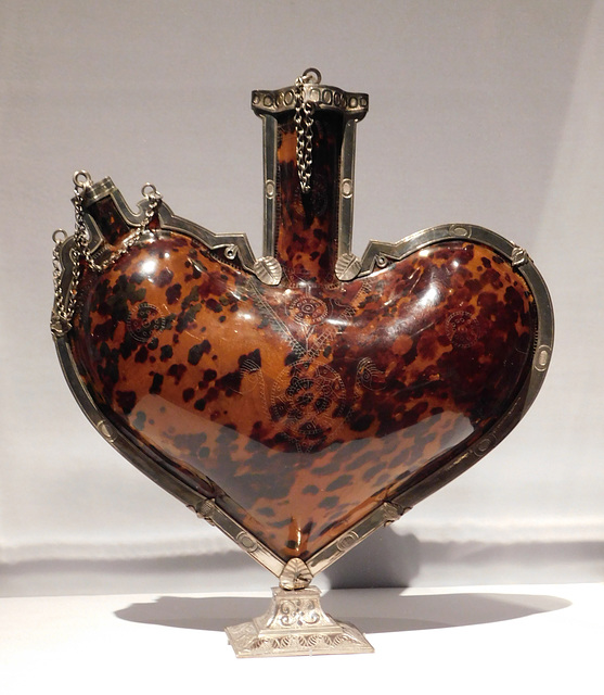 Heart-Shaped Flask in the Metropolitan Museum of Art, February 2020