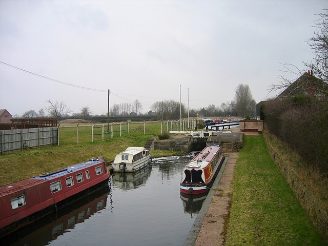 Disued Hatherton branch of the Staffs and Worcs Canal.