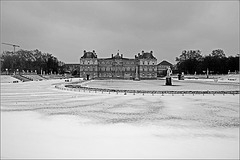 Le Jardin du Luxembourg enneigé 1/7-février2010