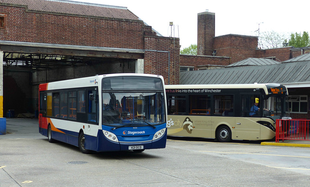 Stagecoach 36021 (1) at Winchester Bus Station - 9 May 2016