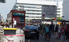 Berlin Checkpoint Charlie (#0048)