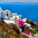 Santorini : ombrelloni e colori