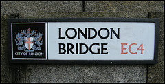 London Bridge street sign