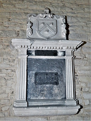 stow longa church, hunts   (6) c17 tomb of sir thomas marles +1634, the heraldry not his