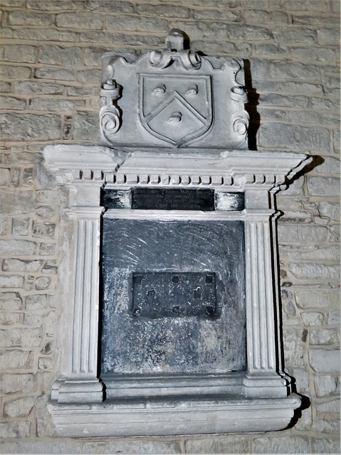 stow longa church, hunts   (6) c17 tomb of sir thomas marles +1634, the heraldry not his