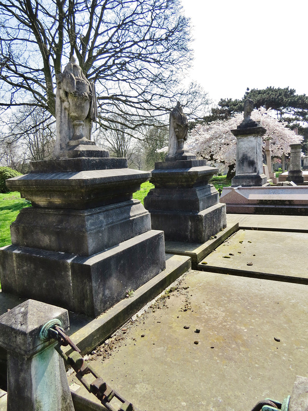 paddington cemetery, brondesbury, london