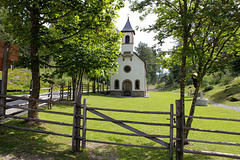 Kaserer Bild - kleine Kapelle im Steinegger Wald - HFF und ich wünsche allen Ipernityfreunden ein erholsames Wochenende (1 PiP)