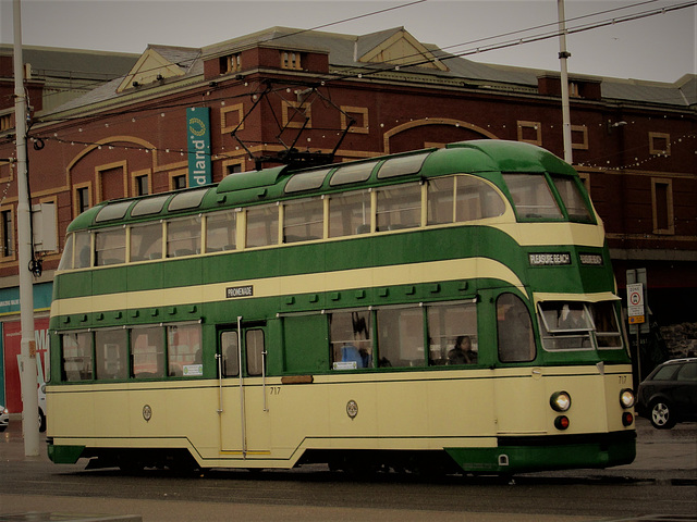 Double decker 'Balloon' tram