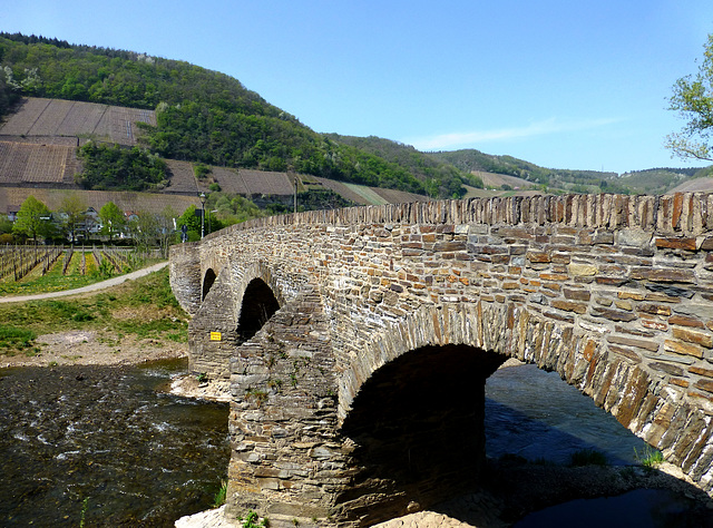 DE - Dernau - Steinerbergsbrücke