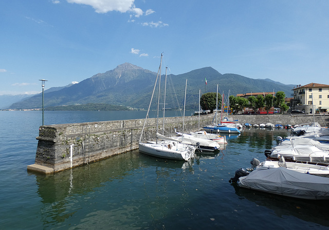 Orta San Giulio- Harbour