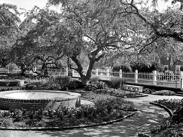 Prescott Park Formal Gardens