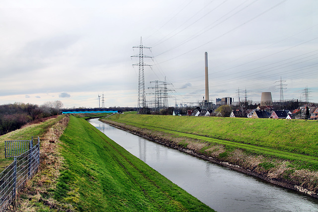 Emscher zwischen Altenessen und Karnap (Essen) / 2.03.2024