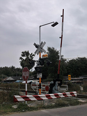 Garde-fou ferroviaire / Stop the thai train