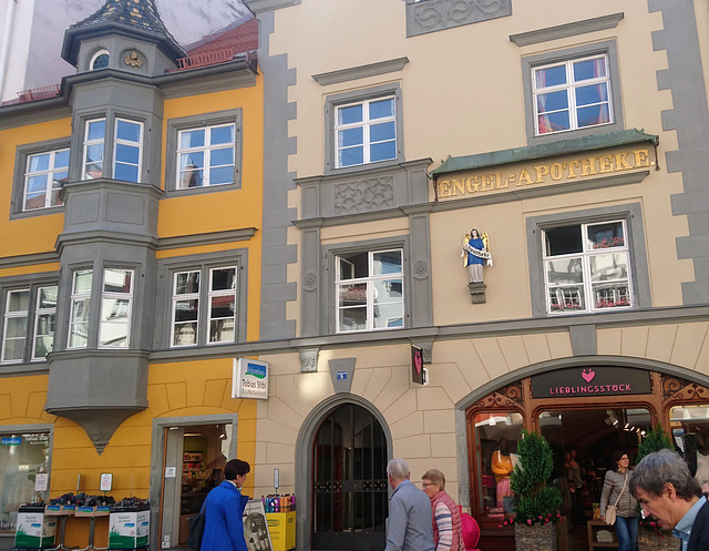Keine Löwen-Apotheke.