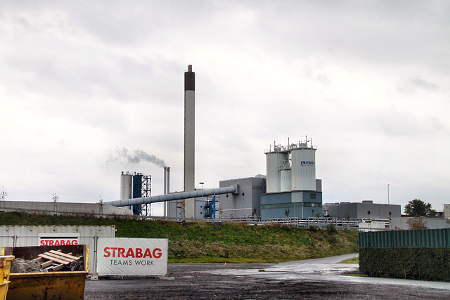 Blick zur Schlammbehandlungsanlage des Klärwerks Bottrop / 20.10.2021