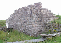 cym - tomen wall