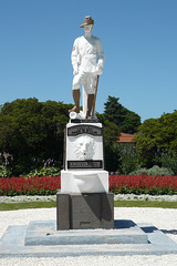 Fred Wylie Statue