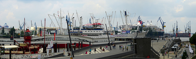 Landungsbrücken- pano