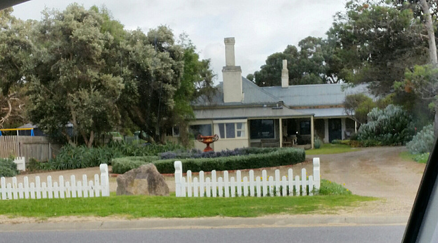 Fountain Inn once used by whalers in the 1820s and 30s