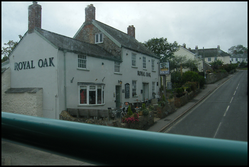 Royal Oak, Charmouth