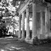 Temple de la pleureuse - Château de Canon