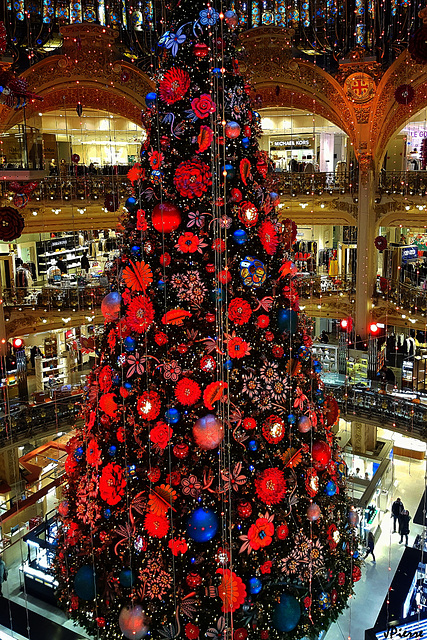 Hall des Galeries Lafayette à Paris