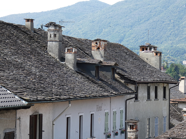 Orta San Giulio- Slate Roofs