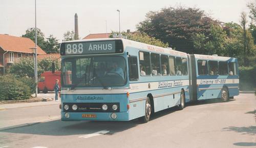 Abildskou 101 (JJ 91 993) (Trailer carried a different licence plate KP 44 76) at Ebeltoft (Ref: 67-26)