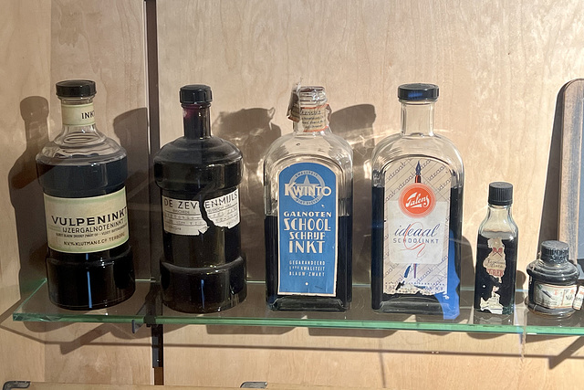 Museum Meermanno 2024 – Ink bottles