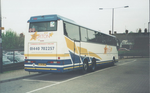 Burtons Coaches LL04 BCL at Bury St. Edmunds - 23 April 2005 (544-18A)