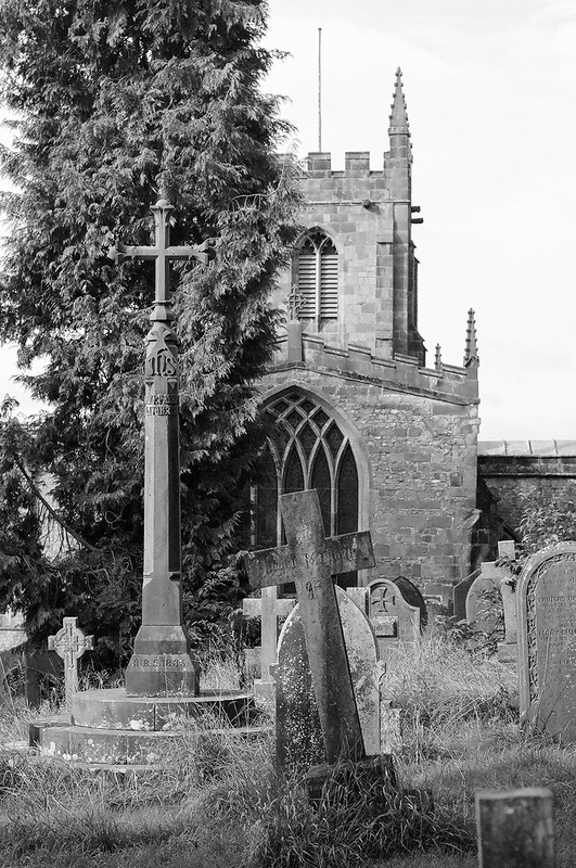 Hartington churchyard (3)