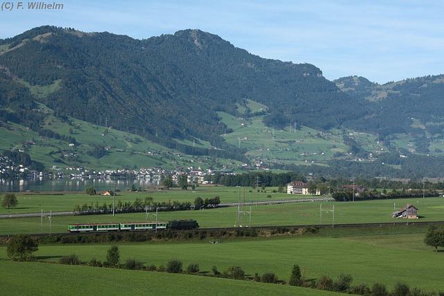 BÖ0003895